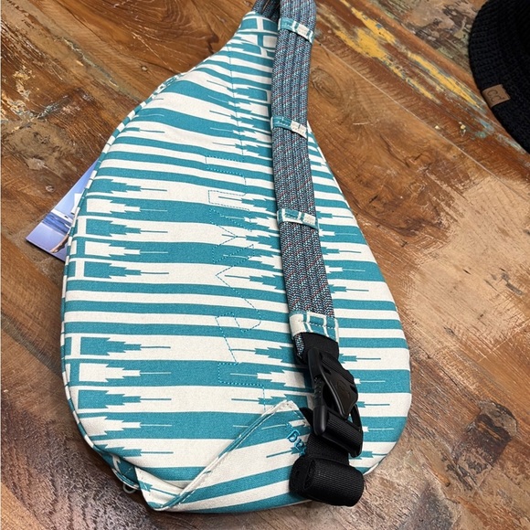 NWT Kavu Rope Bag-Skyline Ikat - Picture 2 of 5